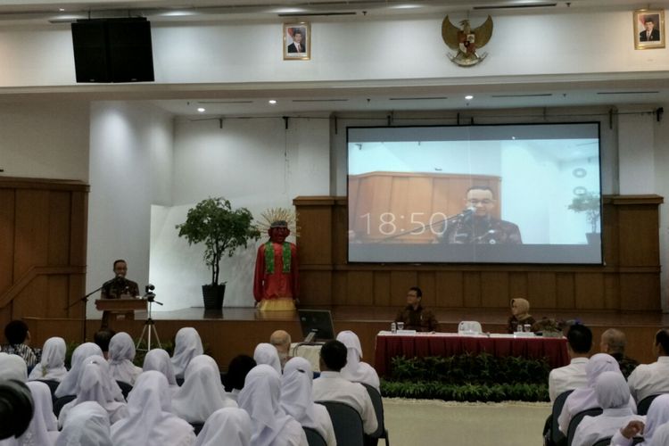 Gubernur DKI Jakarta Anies Baswedan memberi pengarahan dalam diklat kepemimpinan di Gedung Teknis, Jalan Abdul Muis, Kamis (1/2/2018). 