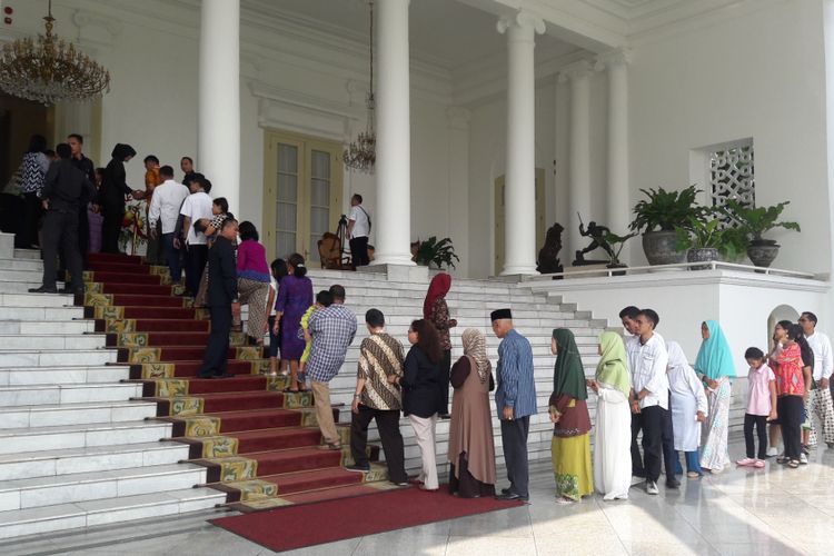 Suasana halal bihalal yang digelar Presiden Joko Widodo di Istana Presiden Bogor, Jawa Barat, Jumat (15/6/2018).(Fabian Januarius Kuwado)