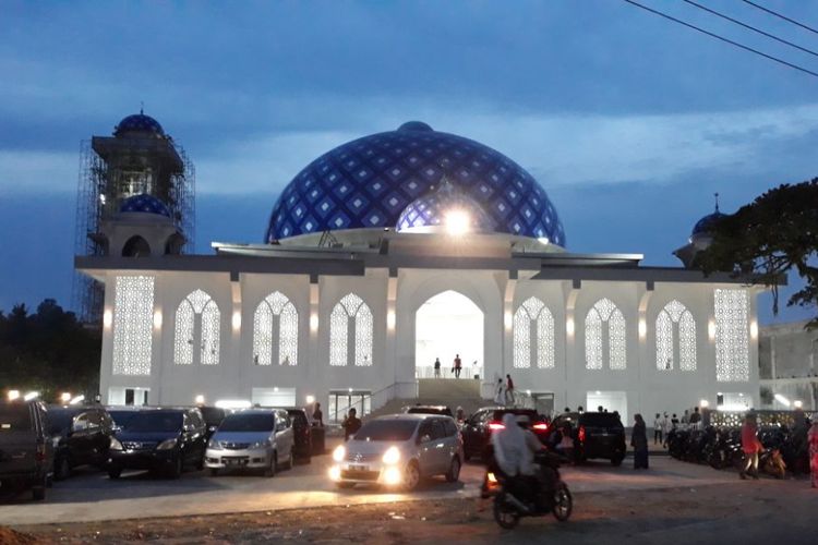 Masjid At-Taqarrub di Desa Keude, Kecamatan Trienggadeng, Kabupaten Pidie Jaya