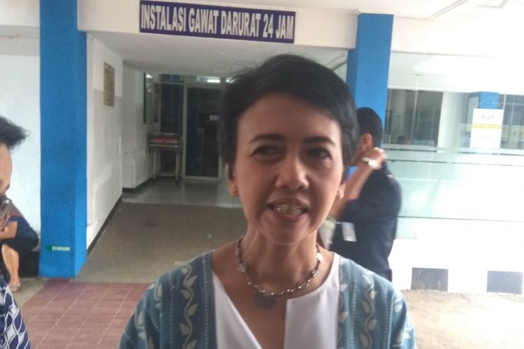 Praharmaniati, dokter di Rumah Sakit Universitas Kristen Indonesia (UKI) yang menangani korban kecelakaan proyek Tol Becakayu, Rabu (21/2/2018)