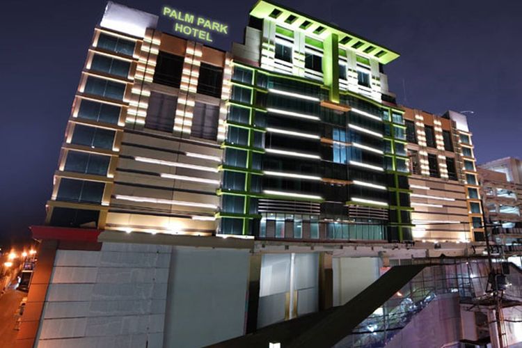 PALM PARK Hotel Surabaya hadir dengan konsep fresh & stylish di kawasan Kaza City Jalan Kapas Krampung Nomor 45.