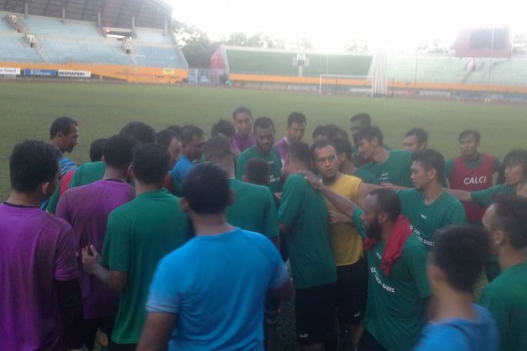 Hartono Ruslan bakal lakukan latihan intensif setelah Sriwijaya FC kalah tipis lawan Arema Malang