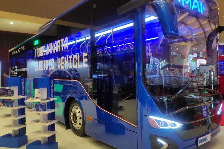 Pameran Busworld resmi dibuka, Rabu (20/3/2019). Pameran ini berlangsung di JI EXpo Kemayoran dan menampilkan bus model terbaru dan tercanggih serta bus model lawas