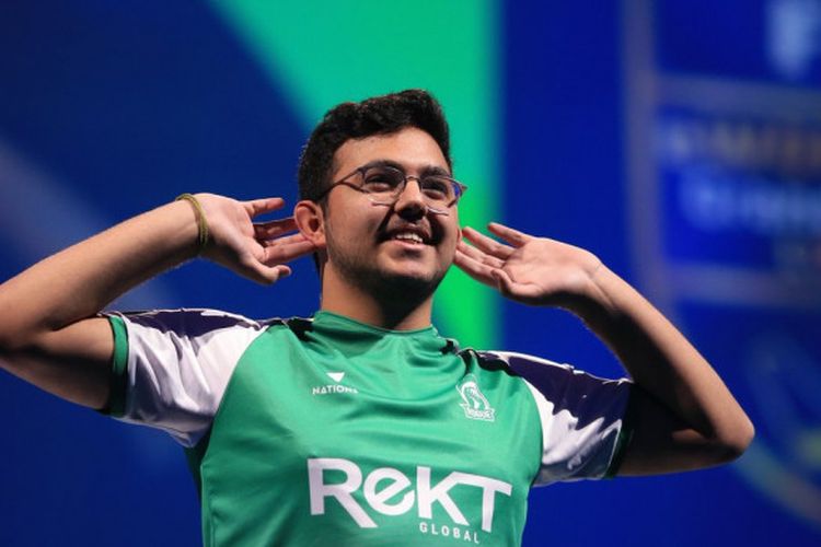 Atlet eSports asal Arab Saudi, Mosaad Msdossary Aldossary, sukses menjuarai FIFA eWorld Cup 2018 seusai mengalahkan atlet eSports Belgia, Stefano StefanoPinna Pinna, dalam laga final di The O2, London, Inggris, Sabtu (4/8/2018).