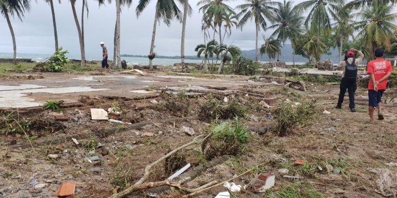 Salah satu wilayah terdampak tsunami yang melanda sejumlah wilayah pantai di Selat Sunda, khususnya Banten, pada Sabtu (22/12/2018)