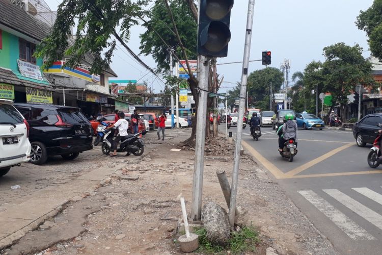 Kawasan Pertokoan Arundina yang jadi lokasi pengeroyokan anggota TNI oleh juru parkir, Jalan Lapangan Tembak, Cibubur, Ciracas, Jakarta Timur. Foto diambil pada Rabu (12/12/2018).