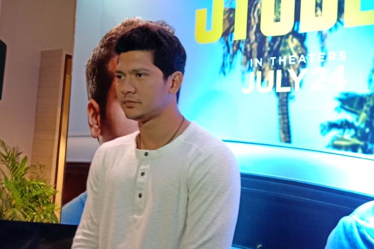 Iko Uwais berpose dalam jumpa pers pemutaran film Stuber di XXI Epicentrum, Kuningan, Jakarta Selatan, Senin (24/6/2019).