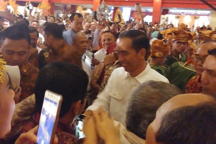Presiden Joko Widodo menghadiri Rembuk Nasional 2017 di JIExpo Kemayoran, Jakarta, Senin (23/10/2017).
