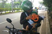 Perjuangan Ibu Kendarai Motor Sambil Gendong Bayi 9 Bulan untuk Urus KJP ke Kantor Wali Kota Jaksel