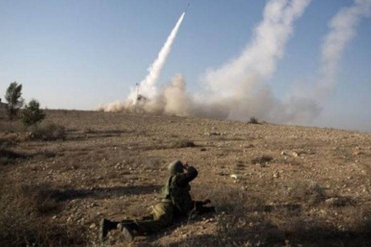 Sistem pertahanan udara Iron Dome milik Israel.