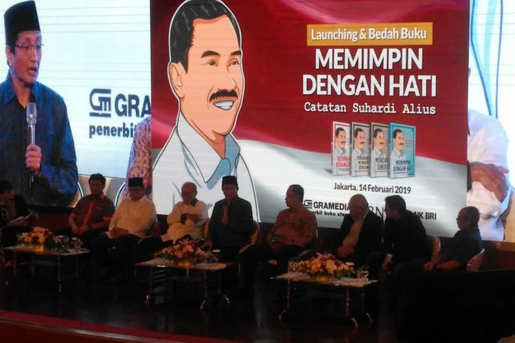 Kepala BNPT Suhardi Alius meluncurkan buku catatan kariernya di Auditorium Lemhanas, Jakarta Pusat, Kamis (14/2/2019). 