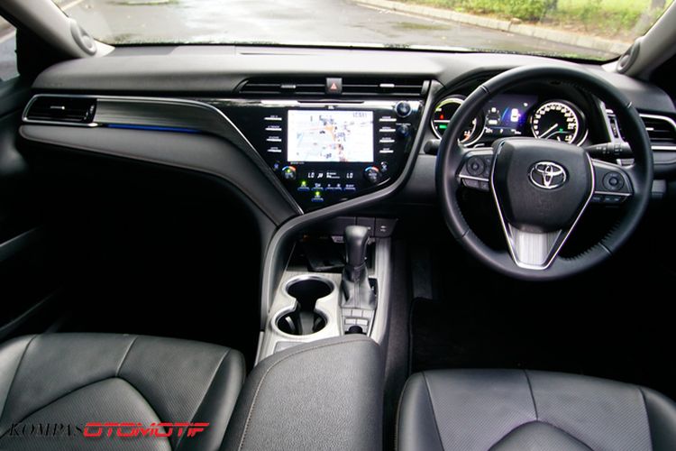 Interior All New Camry Hybrid