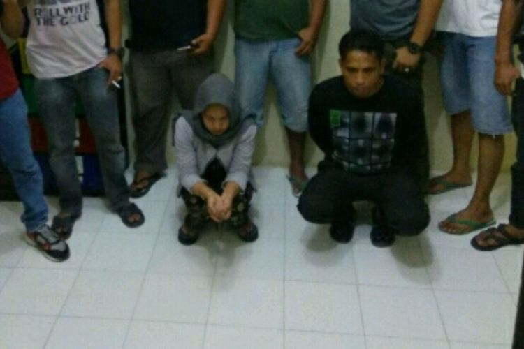 Oknum pejabat di Kabupaten Bulukumba, Sulawesi Selatan bersama staffnya tengah dimanakan polisi lantaran berpesta sabu. Senin, (11/12/2017).