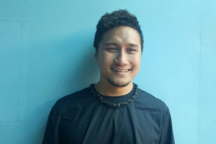 Arie Untung berpose saat ditemui di kawasan Tendean, Jakarta Selatan, Rabu (18/10/2017)