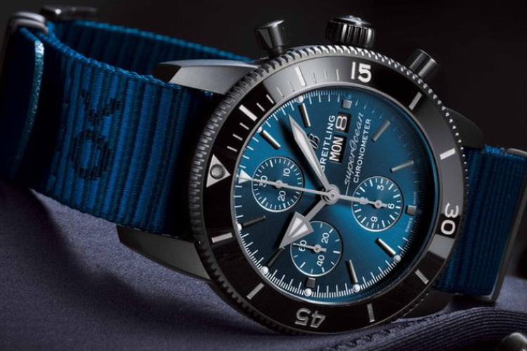 Superocean Heritage II Chronograph 44, jam tangan ramah lingkungan