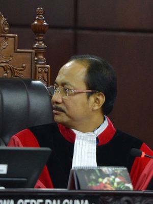 Hakim Mahkamah Konstitusi (MK) Suhartoyo