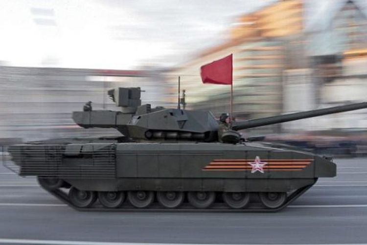 Setelah lama tak memproduksi tank, Rusia memamerkan tank terbaru produksi negeri itu T-14 Armata.