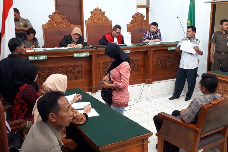 Sidang penertiban PKL di Pengadilan Negeri Jakarta Selatan di ikuti 53 pelanggar.