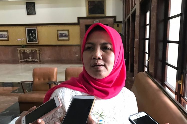 Kepala BKD Kota Surabaya Mia Santi Dewi