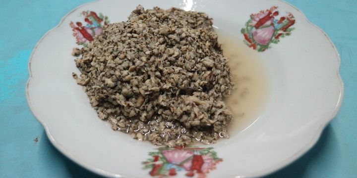 Hidangan lontong kupang khas Pasuruan, Jawa Timur yang cocok sebagai menu makan malam enak.