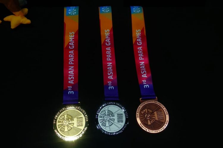 Medali emas Asian Para Games 2018 resmi diperkenalkan pada Jumat (5/10/2018).