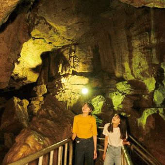 Nanatsugama Limestone Cave 