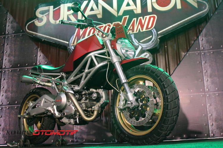 Ducati Monster berjubah Scrambler iconic bike Suryanation Motorland 2018