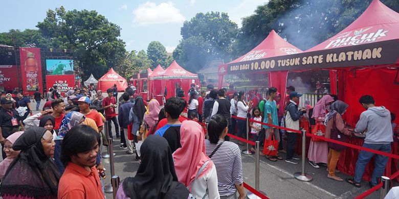 Pucuk Coolinary Festival digelar di Lapangan Mandala Krida, Yogyakarta. Acara yang dihadiri ribuan pecinta kuliner ini berlangsung Sabtu (30/3/2019) dan Minggu (31/3/2019).