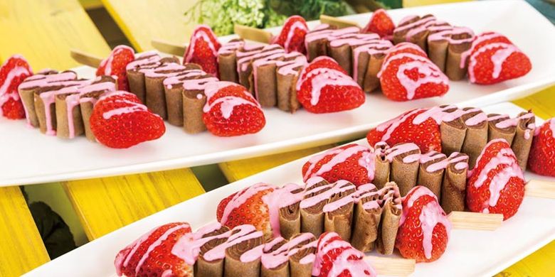 Walaupun penampilannya imut, cokelat ganace akan membuat Anda merasa sangat kenyang. Hilton Tokyo Bay, salah satu hotel resmi Tokyo Disney Resort® menyelenggarakan acara dessert buffet bertema ladang stroberi (strawberry field) di restoran Lounge O mulai 13 Januari hingga 1 Juli 2018.