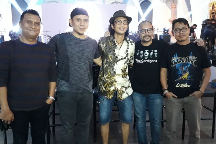 Para personel grup musik PADI Reborn saat ditemui di kawasan SCBD, Jakarta Selatan, Jumat (22/3/2019).