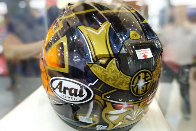 Helm Arai Samurai Pedrosa