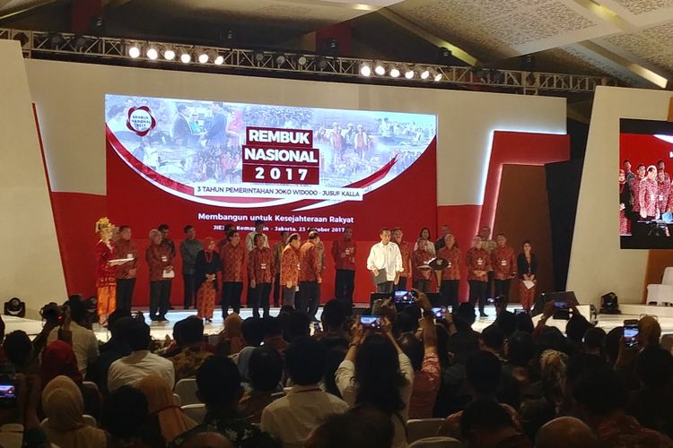Presiden Jokowi membuka Rembuk Nasional 2017 di JIExpo Kemayoran, Jakarta, Senin (23/10/2017).