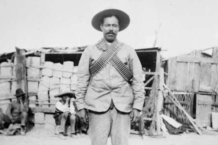 Pancho Villa, bandit yang kemudian menjadi pejuang revolusi Meksiko.