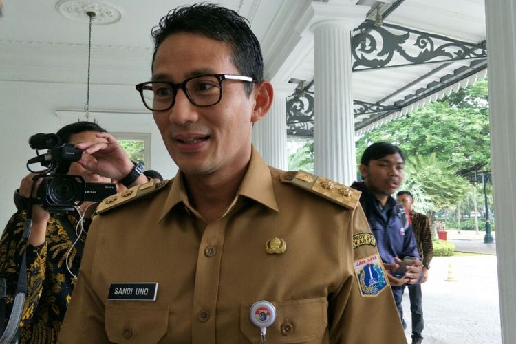 Wakil Gubernur DKI Jakarta Sandiaga Uno di Balai Kota, Jalan Medan Merdeka Selatan, Senin (12/2/2018). 