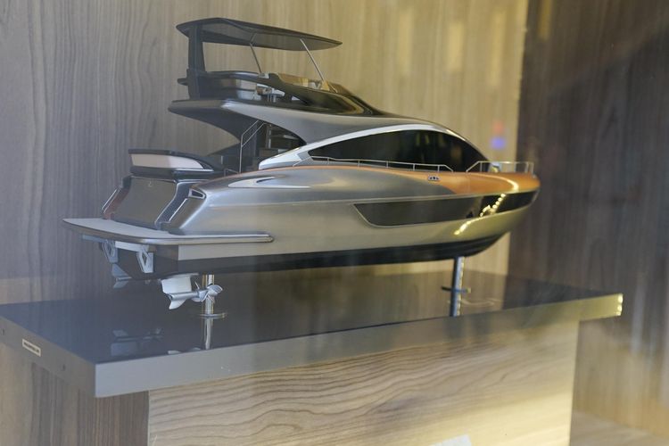 Yatch Lexus termasuk dalam produk yang mendapat sentuhan Takumi