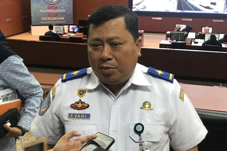 Direktur Angkutan Jalan Direktorat Jenderal Perhubungan Darat Kemenhub Ahmad Yani usai acara analisis dan evaluasi Operasi Ketupat 2019 dengan Direktur Lalu Lintas Polda se-Indonesia melalui video conference di kantor Korlantas Polri, Jakarta Selatan, Selasa (18/6/2019).