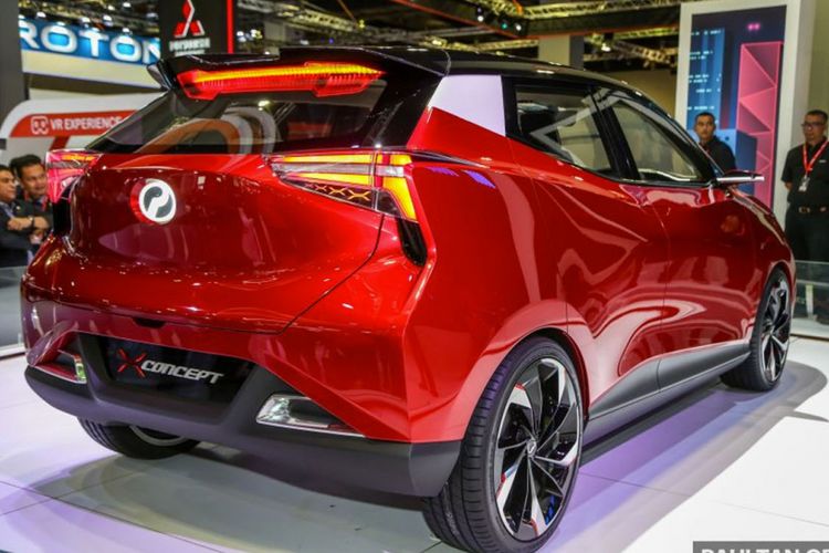 Perodua X-concept ditunjukkan di ajang KLIMS 2018. 