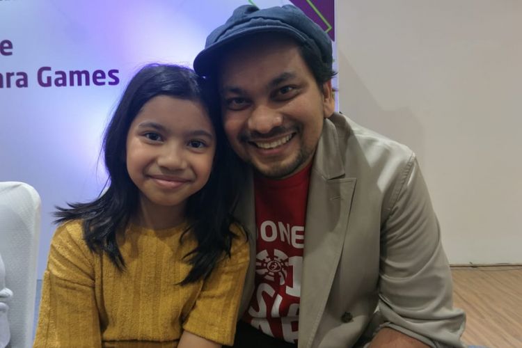 Tompi dan putrinya, Cut Malka Ayesha saat ditemui di GBK Arena, Senayan, Jakarta Pusat, Senin (24/9/2018).