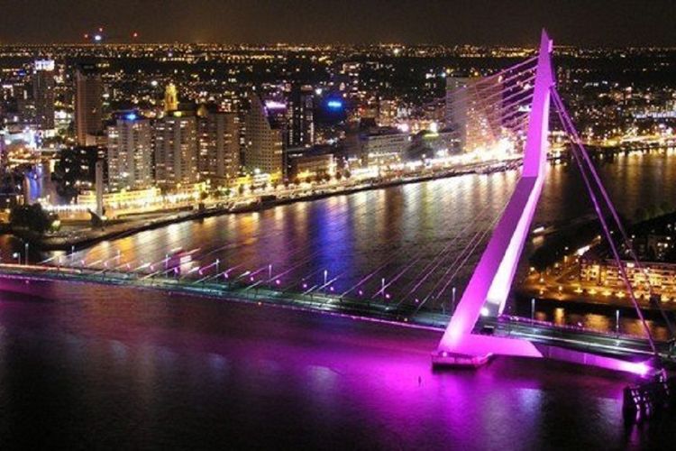 Jembatan Klodran Tak Kalah Ikonik Dibanding Erasmus Bridge ...