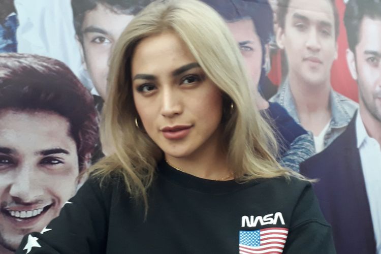 Jessica Iskandar di Studio ANTV, Kuningan, Jakarta Selatan, Selasa (8/5/2018)