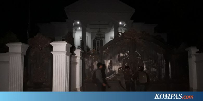 Ditetapkan Tersangka Kasus Korupsi, Begini Suasana Rumah Bupati Bekasi