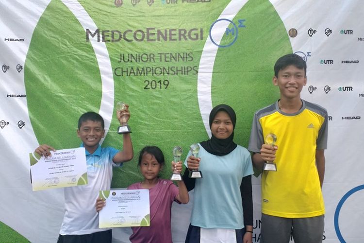 Laga puncak Kejurnas Tenis Yunior bertajuk MedcoEnergi Junior Tennis Championships 2 menjadi pesta bagi petenis asal Musi Banyuasin (Sumatera Selatan) dengan memenangi tiga dari tujuh partai final tunggal yang berlangsung di Stadion Tenis Bukit Asam, Jakabaring Sport City Palembang, Minggu (28/7).
 