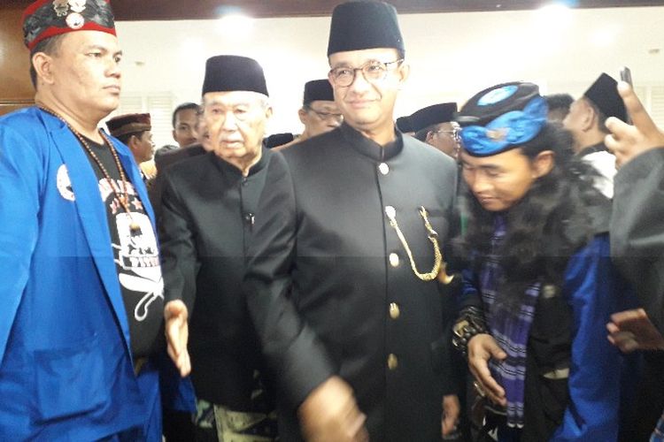 Gubernur DKI Jakarta Anies Baswedan menghadiri Pembukaan Musyawarah Besar Badan Musyawarah Masyarakat Betawi, di Balai Kota, Jakarta Pusat, Sabtu (1/8/2018). 