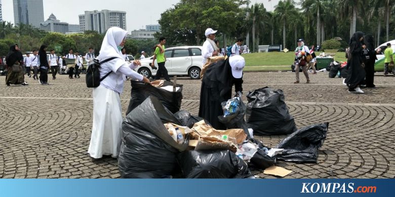 DKI Segera Perbaiki Kerusakan Rumput di Monas Pasca-Reuni 212