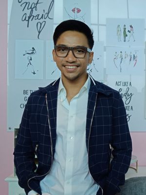 Make Up Artist ternama Bubah Alfian saat ditemui pada acara peluncuran koleksi kolaborasi lipstik ESQA x BCL di Jakarta, Rabu (25/4/2018).