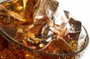 Kenapa Kita Bersendawa Saat Minum Soda?