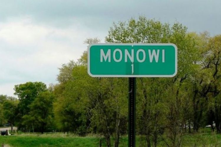 Sejak 2004 kota Monowi, Nebraska, AS hanya memiliki penduduk sebanyak satu orang.