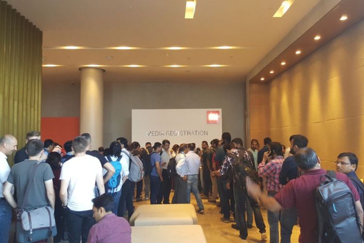 Suasana jelang peluncuran flagship dual camera baru Xiaomi di India, Selasa (5/9/2017).