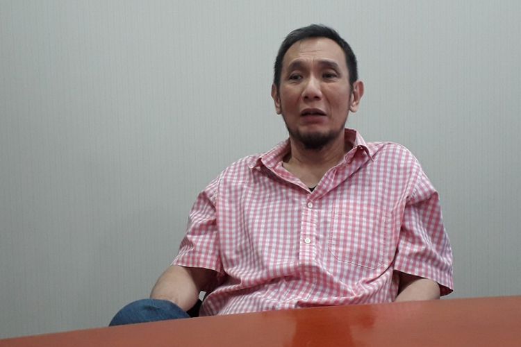 Pendiri Warung Nasi Kuning untuk Kaum Dhuafa dan Fakir Miskin, Yusuf Hamka, ketika ditemui di kantornya, Rabu (23/5/2018).