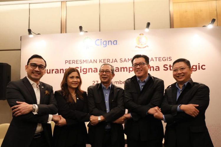 Cigna Indonesia meresmikan kerja sama strategis dengan Sampoerna Strategic untuk penyediaan solusi perlindungan kepada karyawan serta pelanggan dan mitra kerja. Peresmian kerja sama itu dilakukan di Jakarta, Selasa (27/11/2018).
